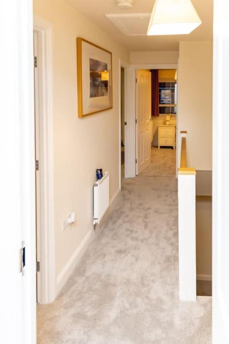 Cozy 3 Bed Sasha House In Beeston Nottingham Villa Buitenkant foto