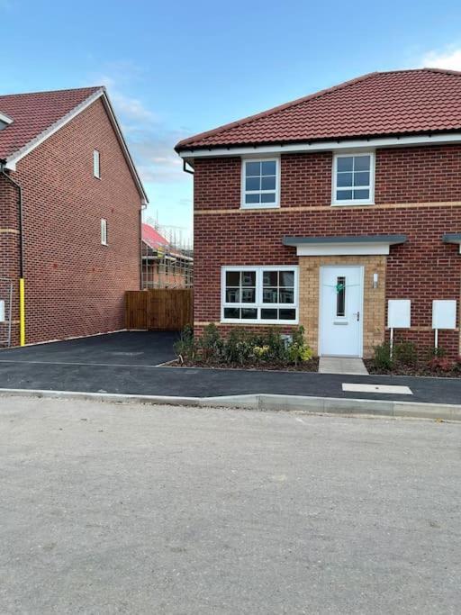 Cozy 3 Bed Sasha House In Beeston Nottingham Villa Buitenkant foto