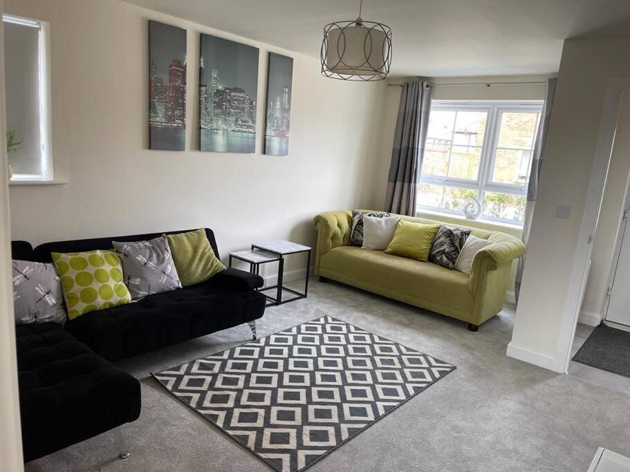 Cozy 3 Bed Sasha House In Beeston Nottingham Villa Buitenkant foto