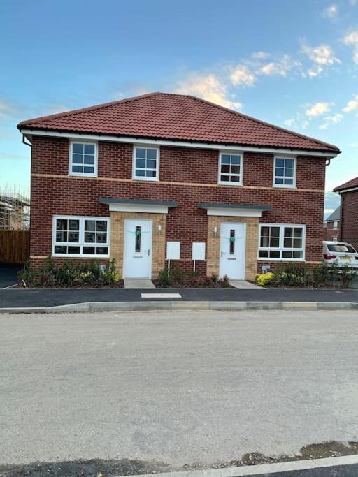 Cozy 3 Bed Sasha House In Beeston Nottingham Villa Buitenkant foto