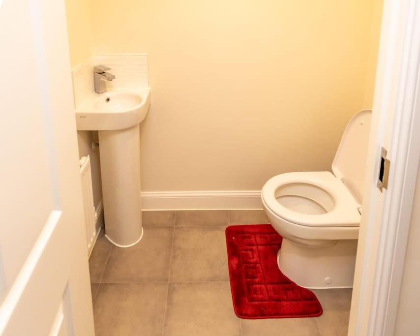 Cozy 3 Bed Sasha House In Beeston Nottingham Villa Buitenkant foto